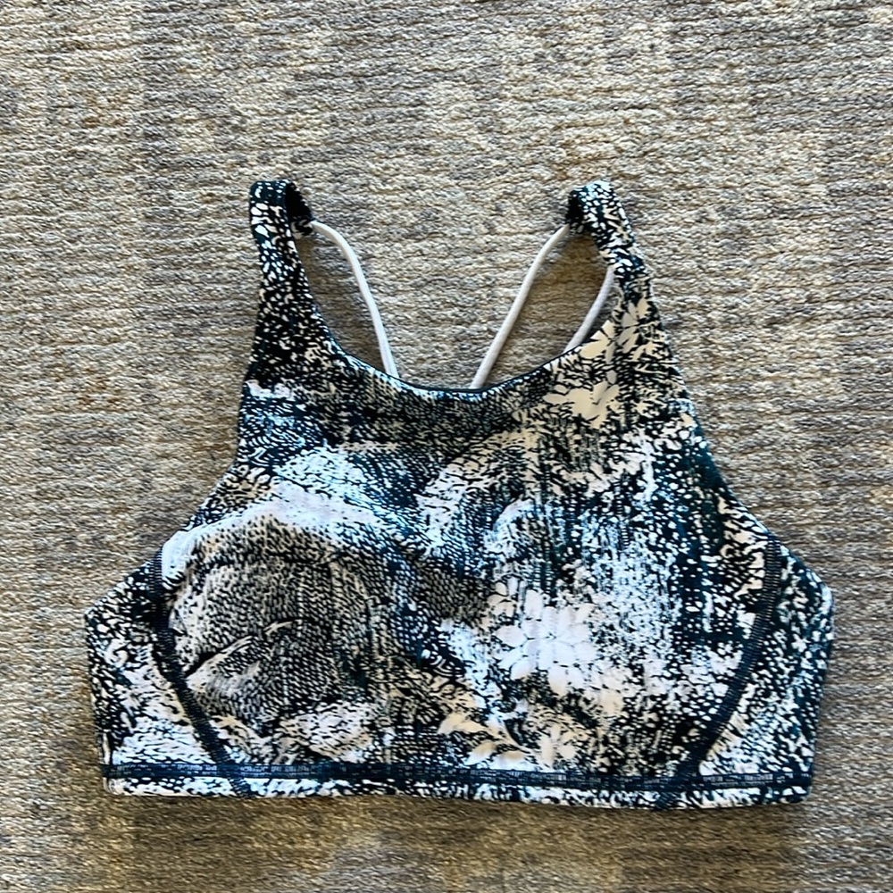 Lululemon High Neck Sports Bra